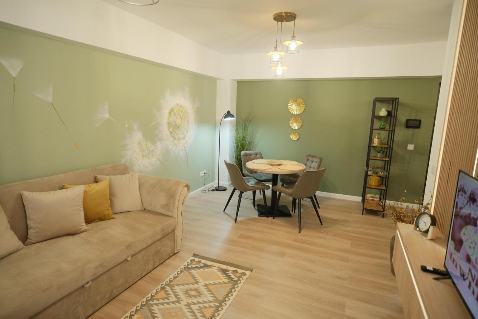 Green Studio Targu Neamt Exterior photo