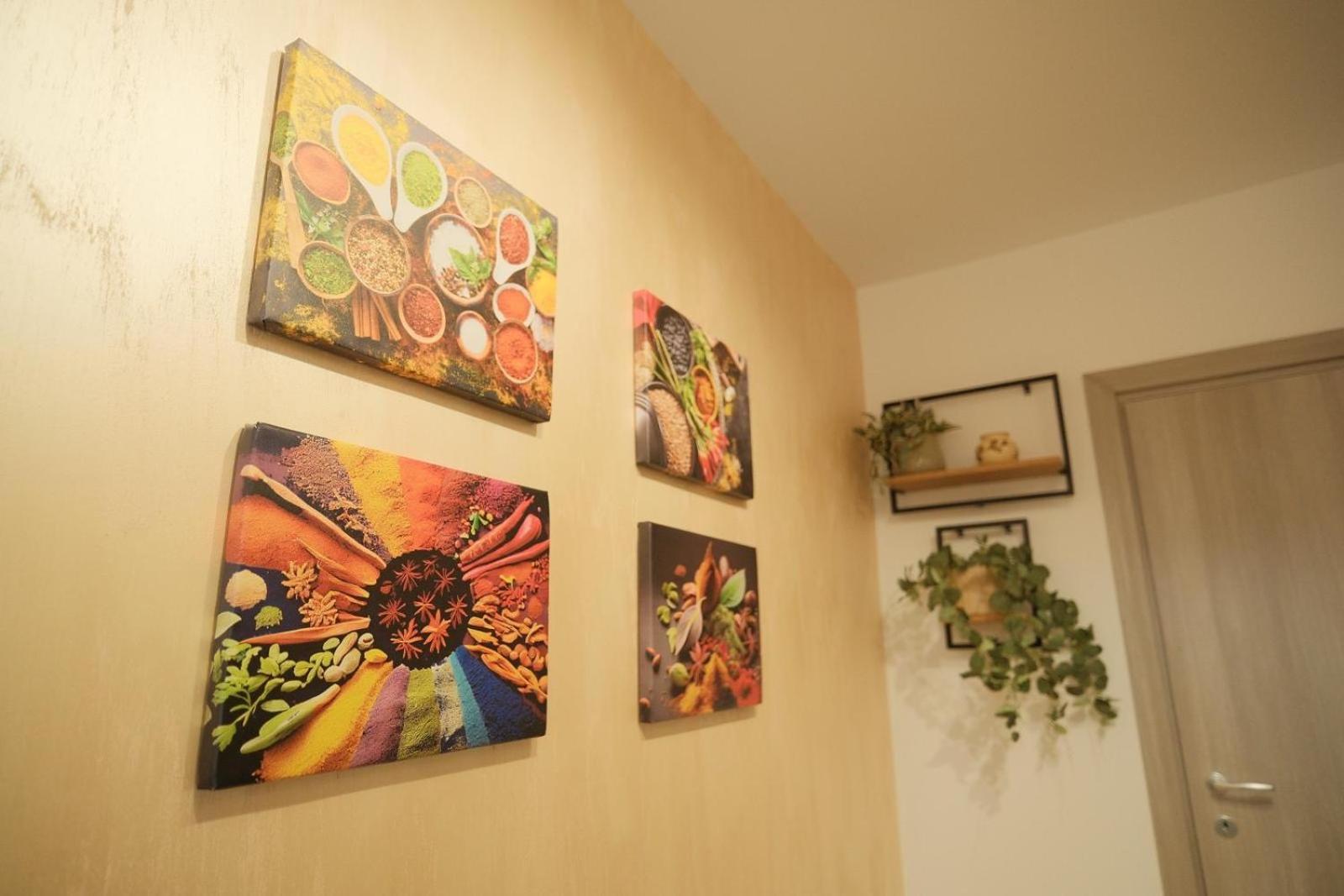 Green Studio Targu Neamt Exterior photo