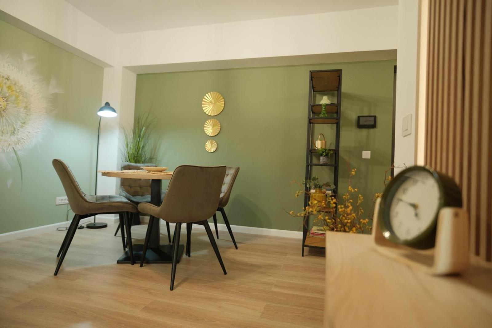 Green Studio Targu Neamt Exterior photo